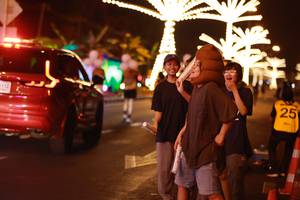 BIB: 
                            <button type="button" onclick="openModal(23553822)" class="btn btn-primary btn-sm float-right btn-popup" data-toggle="modal" data-target=".modal-high-quality">
                        <i class="fas fa-shopping-cart"></i> Add to Cart
                    </button>
                                            <button type="button" onclick="isThisMe(23553822, true)" class="btn btn-success btn-sm float-right btn-popup btn-isme hidden" data-toggle="tooltip" data-placement="bottom" title="นี่คือรูปของคุณใช่ไหม คลิกที่นี่เพื่อเอาเข้าอัลบั้ม">
                        <i class="fas fa-plus"></i> Add to album
                    </button>
                    <button type="button" onclick="isThisMe(23553822, false)" class="btn btn-warning btn-sm float-right btn-popup btn-isnotme hidden">
                        <i class="fas fa-ban"></i> Remove from album
                    </button>